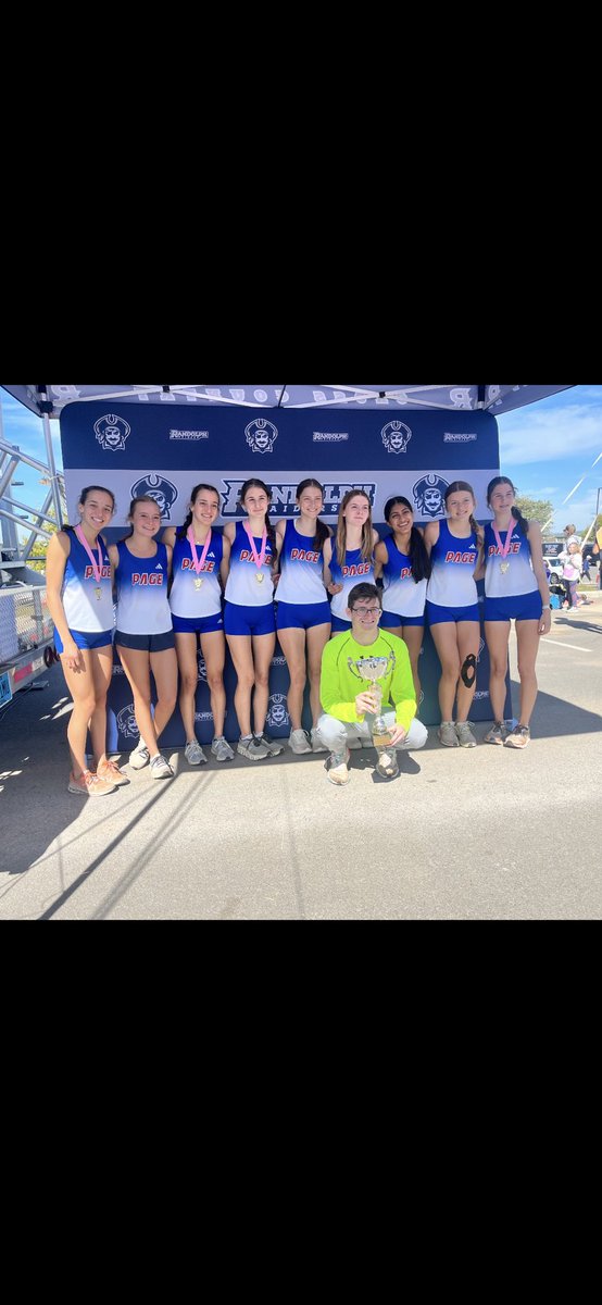 Great day in Huntsville today! Way too many PRs to fit into one Twitter post! A huge highlight was our girls team winning the ENTIRE race, despite being ranked third going in, they came in and dominated. Boys had a great race also with the entire top 7 running PRs!