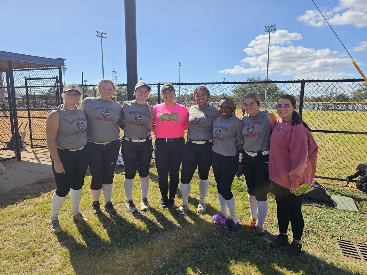 Had a great start to the weekend this morning with a win. Coming back tomorrow at 8:00 on field 2! <a href="/BelhavenSB_/">Belhaven Softball</a> <a href="/BUCoachGriffin/">Kevin Griffin</a> <a href="/April_Byerley/">Coach April Byerley</a> <a href="/MGCCCSoftball/">MGCCC Softball</a> <a href="/DeltaStateSB/">Lady Statesmen Softball</a> <a href="/gcshocksent/">Gc Shockers- Sentelle</a> <a href="/LionUpSoftball/">Southeastern Softball</a> <a href="/WillHessSB/">Will Hess</a> <a href="/CoastHSSports/">Gulf Coast High School Sports</a> <a href="/CoastRecruits/">Coast 2 Coast Recruits</a> <a href="/StoneSoftball/">Stone Softball</a>