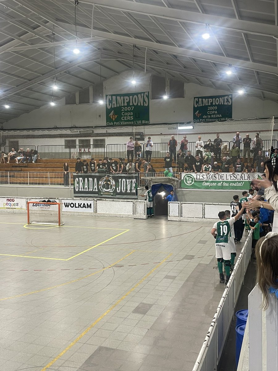 🔵🥅 FINAL! <a href="/cpvilanova/">CLUB PATÍ VILANOVA</a> 7-3 <a href="/hc_castellar/">Hoquei Club Castellar</a> > Festival de gols en l’estrena de <a href="/Pepmateo/">@pepmateo</a> a la banqueta del Patí. <a href="/erikgp16/">Erik Gual Prats</a> (x3), David Lecha, <a href="/Joselope18/">Lodasamba</a>, <a href="/ArnauGuell1/">Arnau Güell</a> i Axel Ruiz els golejadors vilanovins. #okncat