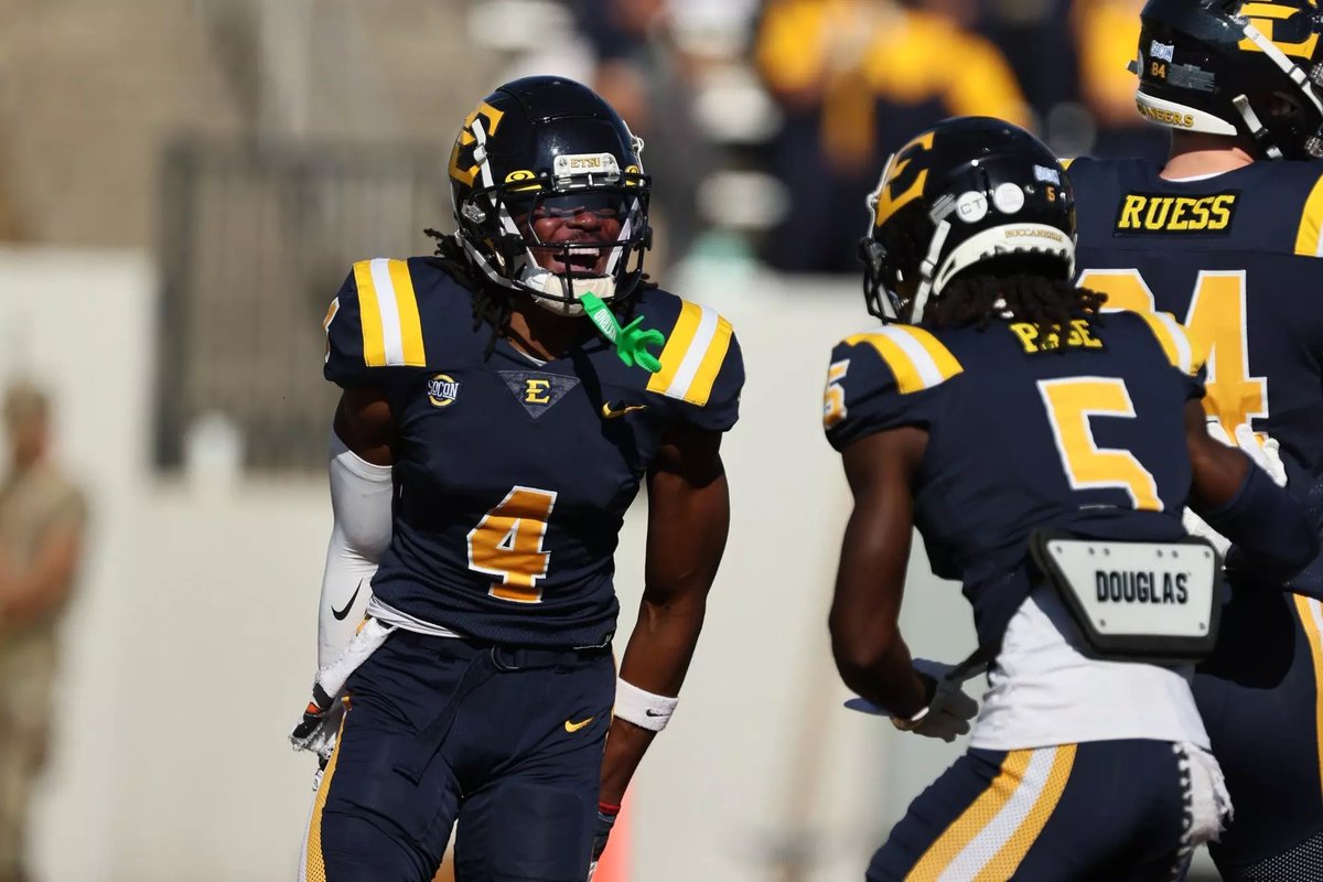 After a great conversation yesterday with <a href="/CoachCamHaney/">Cameron Haney</a> I am blessed to have earned my first division 1 offer from East Tennessee State University
<a href="/ETSUFootball/">ETSU Football</a> 
<a href="/CoachDSanders/">Dillon Sanders</a> 
<a href="/tthasselbeck/">tim hasselbeck</a> 
<a href="/EnsworthFB/">Ensworth Football</a>