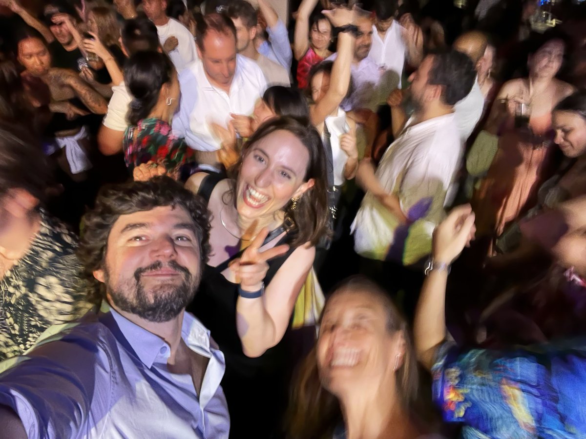 ilcorinzio_'s tweet photo. Probably the best @IPSO_PedSurgOnc young committee night party ever at @WorldSIOP . This time America Latina friends ruled the night, will they remain unchallenged at SIOP Amsterdam next year? #SIOP2024 https://t.co/KtQJaamia7