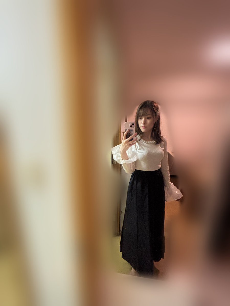 RINATSU_sing's tweet photo. おはよー!先日大好きな人達のPOPUPに行ってきました〜
ワンピース目当てでお店行ったけど、1度でいいからお会いしたいと思ってた2人だったから、やっと会えて嬉しかった🥲💗
大切に着させて頂きます(*´˘`*)♡
#ゆりいち #LisOne #リスワン https://t.co/ciLLW47fIM