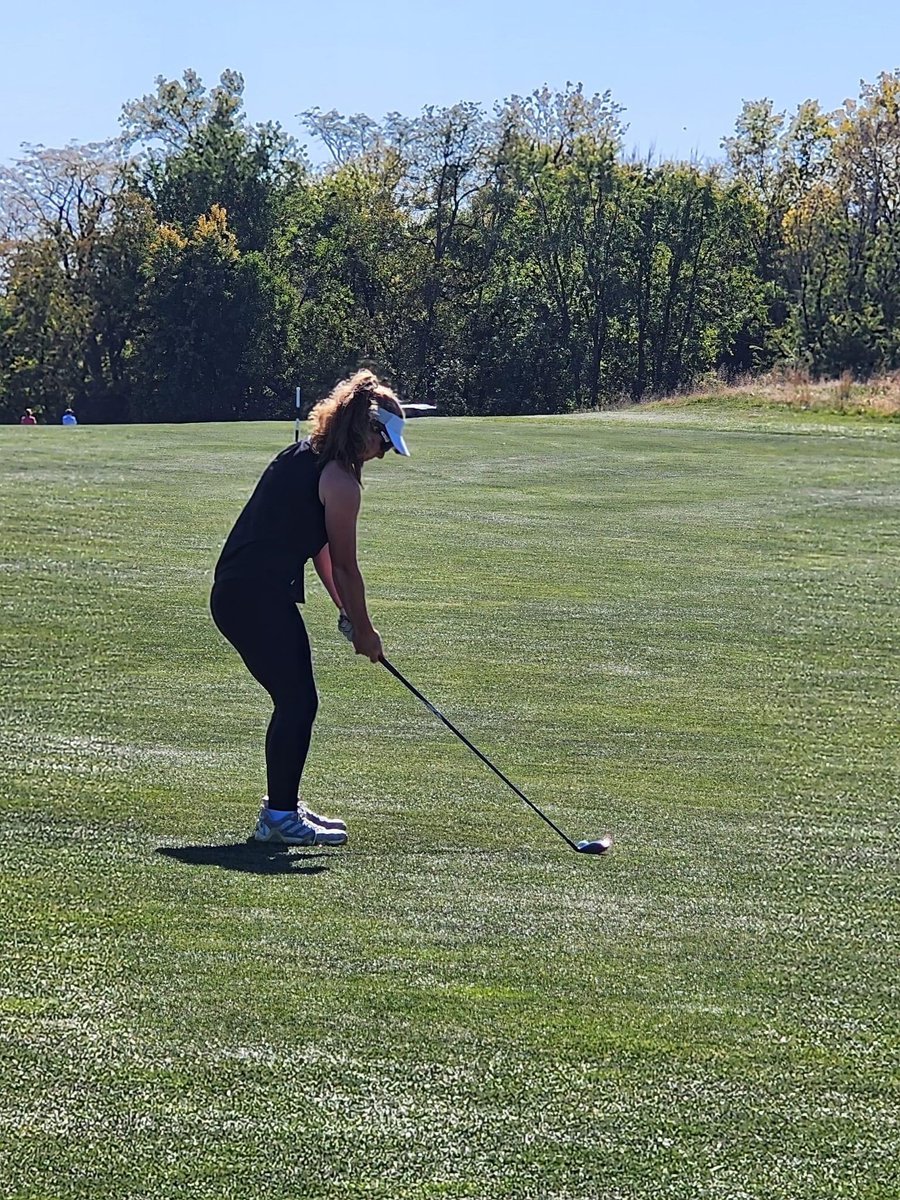 IHSA girls state
Sara had an awesome fall and ended up 70th out of 110 golfers.  While the scores weren’t what she would’ve liked, it’s still a great accomplishment to make it to state. She got a taste of what state is like and will be hungry to get back next year. #ibtigerpride