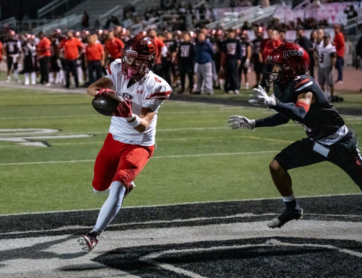 OCSportsZone's tweet photo. PHOTOS! SEGERSTROM REMAINS TIED FOR FIRST PLACE IN LEAGUE WITH VICTORY OVER WESTMINSTER. JAGUARS MEET BREA OLINDA FRIDAY NIGHT IN SHOWDOWN.
Photo courtesy Mark Bausman
CLICK LINK:
https://t.co/oQixAzZwwM @OCSportsZone @sega_football @coachtagaloa31 @thebaus @FernandoMDonado https://t.co/uZVja3yJrl