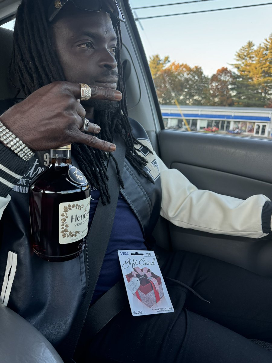 AmandaJoe420's tweet photo. Happily lost the bet I made with @iammasteralpha about a whiteboi being to pussy to take us out in public. 
Come see me give him his prize 😈
OF on my pf. 
#FinDom 
#BNWO 
#lifestyle https://t.co/7iGTOxtyEp