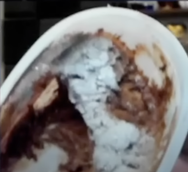 SPLcreamparlor's tweet photo. NEW ORDER!!
 to: @Jerma985 
 from: this is actually none of your buisness dude actiually levcae me ALONE

"I am your  bigeest fan :) heart emoji"

jerma's moldy ice cream! https://t.co/mujPdqDkze