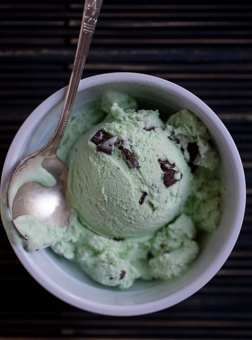 SPLcreamparlor's tweet photo. NEW ORDER!!
 to: @wokepsycho100 
 from: anon 

"OOMF ITS GOGSETH TIME 👀👀👀"

mint chocolate chip ice cream! https://t.co/SWHiWb9KEe