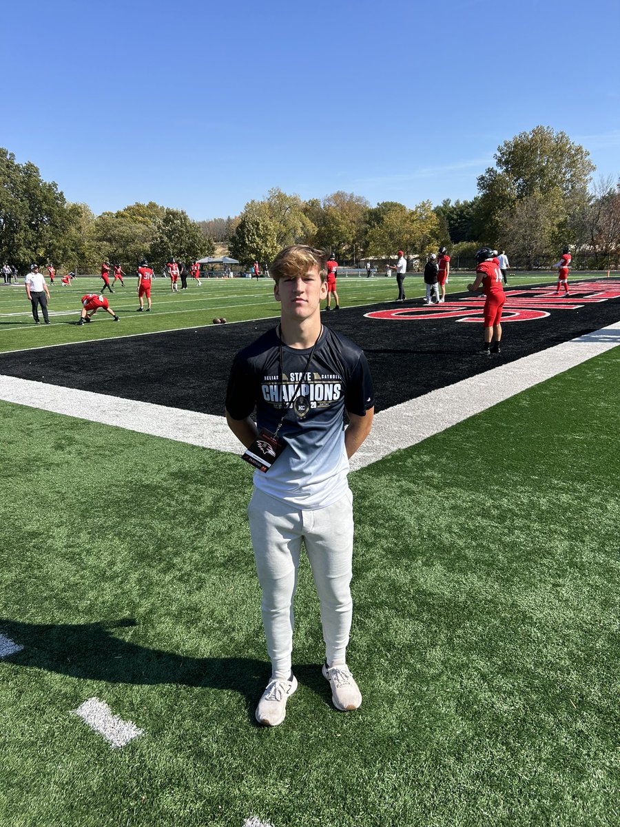 sam_lopez32's tweet photo. Great time on my Gameday visit at @RavenFootballBC. Thank you @JoelOsborn_BC for the invite. #familyties @i_Lopez32 https://t.co/clVbkJ3Brp