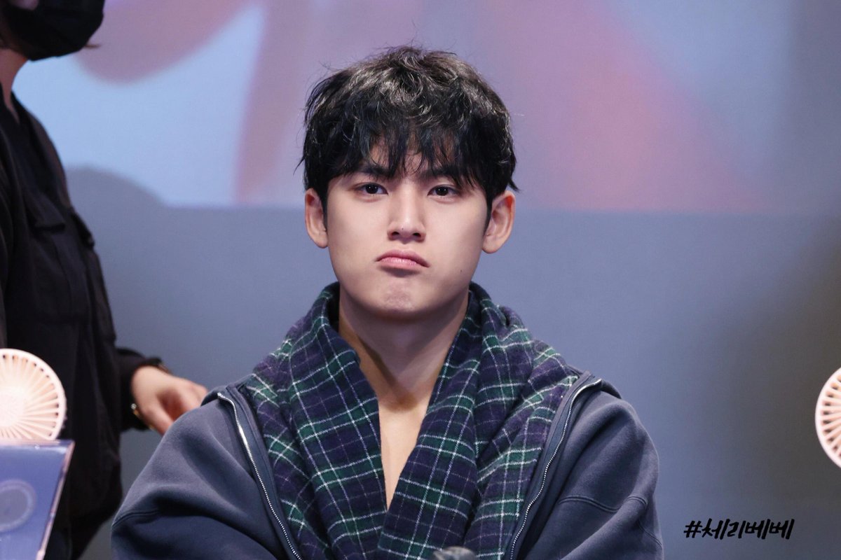 gyumedia's tweet photo. 241019 KNPOPS FS #MINGYU #민규 #세븐틴 

😴 https://t.co/DAhB1iXnnh