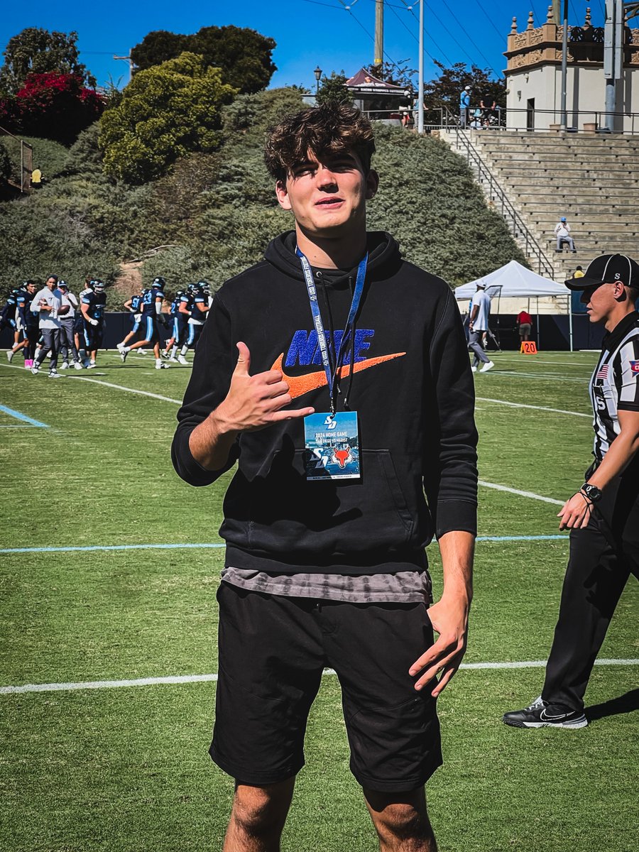 Honored to receive a D1 Football offer from the University of San Diego and had a great time at the game today!
Thank you! <a href="/USDFootball/">San Diego Football</a> <a href="/madbacker56/">Coach Brandon Moore</a> <a href="/coach_MAponte/">Matt Aponte</a> <a href="/AdamCarterFB/">Adam Carter</a> #GoToreros
<a href="/ParkCityFtbl/">Park City Football</a> <a href="/Josh_Montzingo/">Josh Montzingo</a> <a href="/johndmccurdy1/">john d mccurdy</a> <a href="/mnavarro4040/">Matt Navarro</a>
