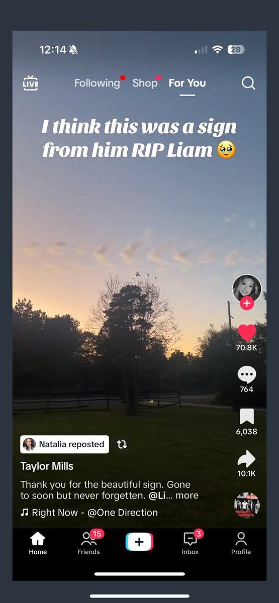 gotdrunkonH's tweet image. My mom just said Liam is taking his last trip around the world &amp;lt;3