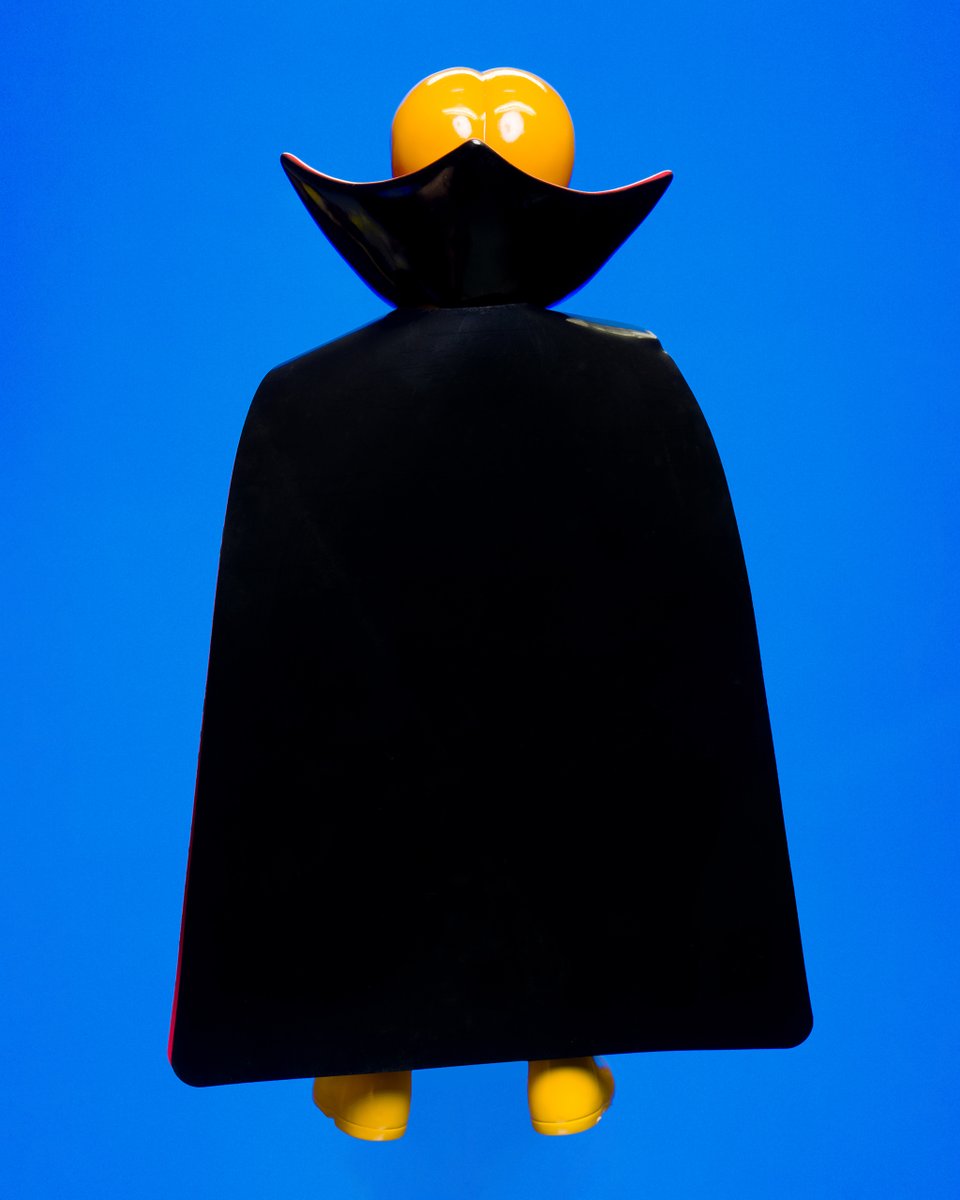 Awesome_Toy's tweet photo. Awesome Toy PHANTOM BAT OG color ๐
The character is inspired by Japanese knock-off Golden Bat (Ogon Bat) illustrations from the 1960s.
Available at @ToyUndergroundS
https://t.co/rJpV2bz2DG
#sofubi #ใฝใใ #้ป้ใใใ #goldenbat #ogonbat #bat #skullbat #skull #ในใซใซใใใ https://t.co/3UhKjOacrS