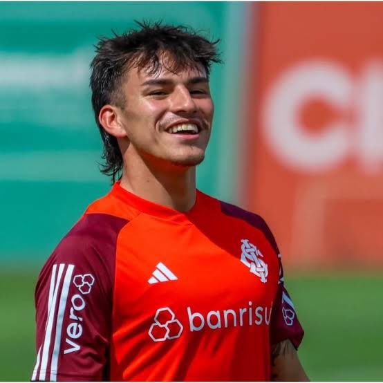 perdemos Grenal com assistência de um usuário de Mollet.

eu não aguento mais esse time. 

marcinho caganeira