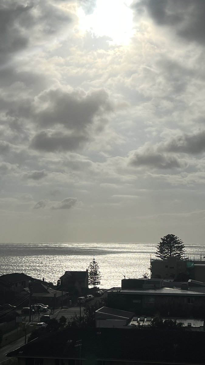 wapple15's tweet photo. A 2nd good morning with a brief appearance of ๐ค๏ธ๐
#Narrabeen #Collaroy #Longreef https://t.co/fPvNzPtG1H