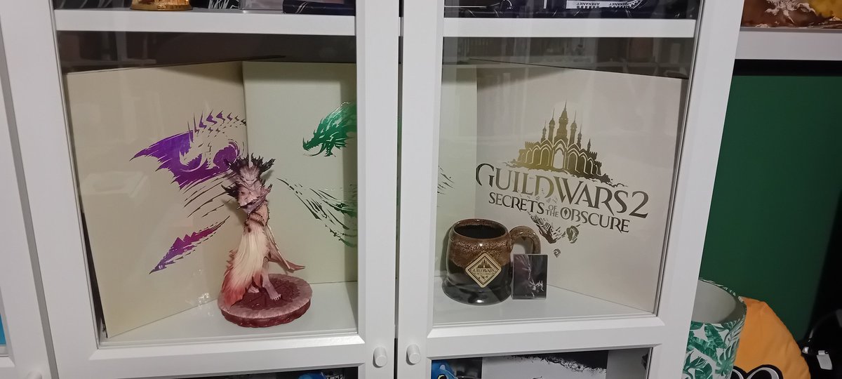 CharGwyl's tweet photo. My SotO vinyl arrived today and it's absolutely gorgeous! ❤️ So happy to add this to my collection 😄 https://t.co/UB3fooYaO4
