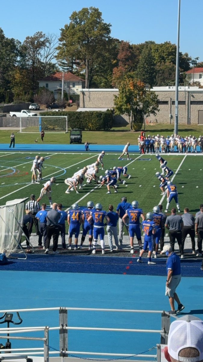 Had a great time visiting <a href="/USMMAFootball/">USMMA Football</a> and watching them shut down Norwich! Thank you to the players and coaches for the hospitality and showing us around the campus! <a href="/CoachPassante/">Harry Passante</a> <a href="/coachbartelFB/">Ryan Bartel</a> <a href="/Scala39/">Lou Scala</a> <a href="/CometsFootball2/">CometsFootball25</a>