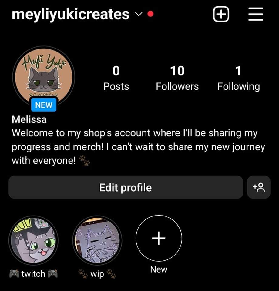 MeyliYukiCreate's tweet photo. It's been 2 years since I started my journey to pursue art again. My instagram has changed a bit from being business related only to more open and free with non-business type of content.
Good news is that I can say I've been improving my  digital art game 👌🔥 https://t.co/hQpvFdbJ67