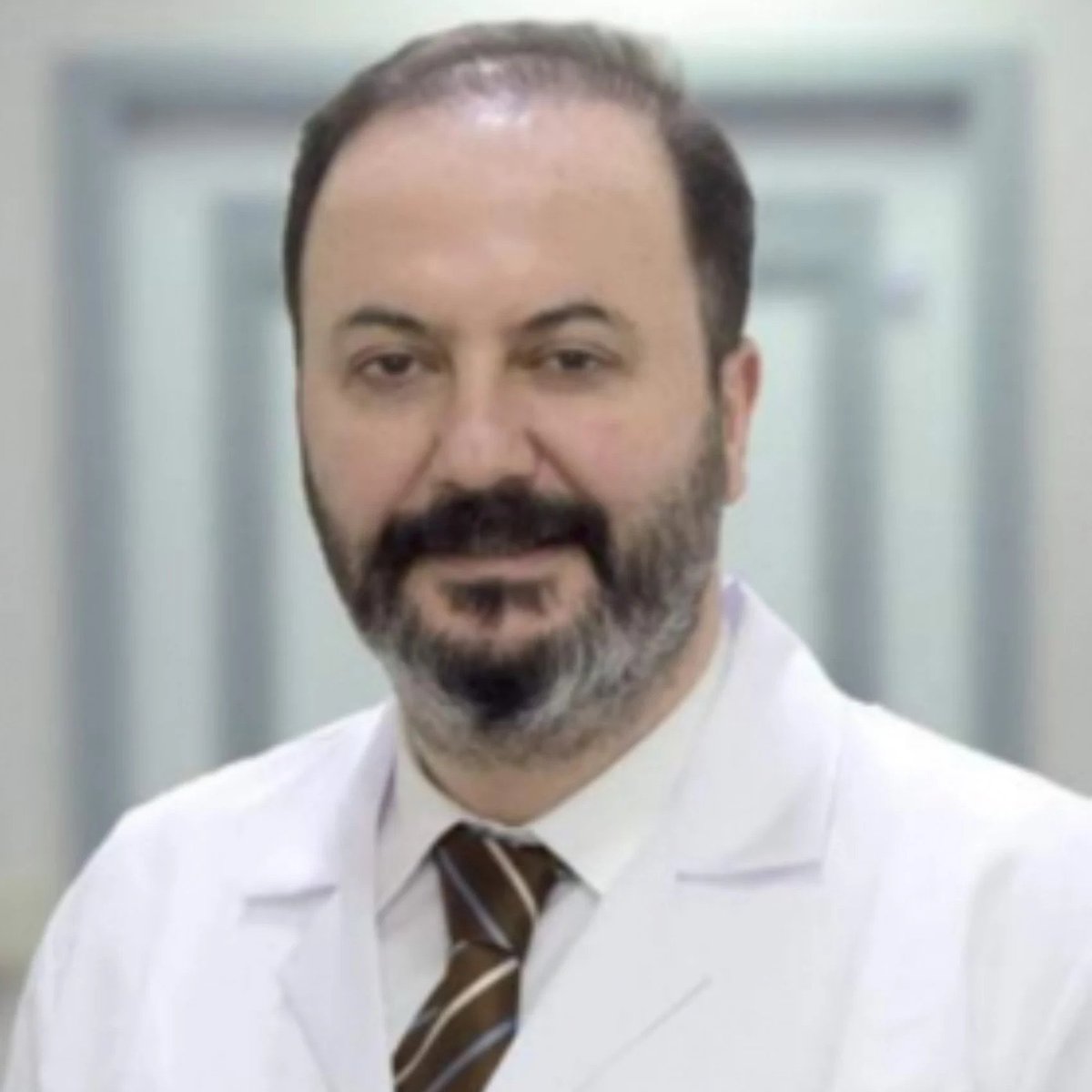 Yenidoğan Çetesi soruşturmasında adı geçen Medilife Beylikdüzü Hastanesi’nin başhekimi Ahmet Atilla Yılmaz, CHP’den istifa etti.