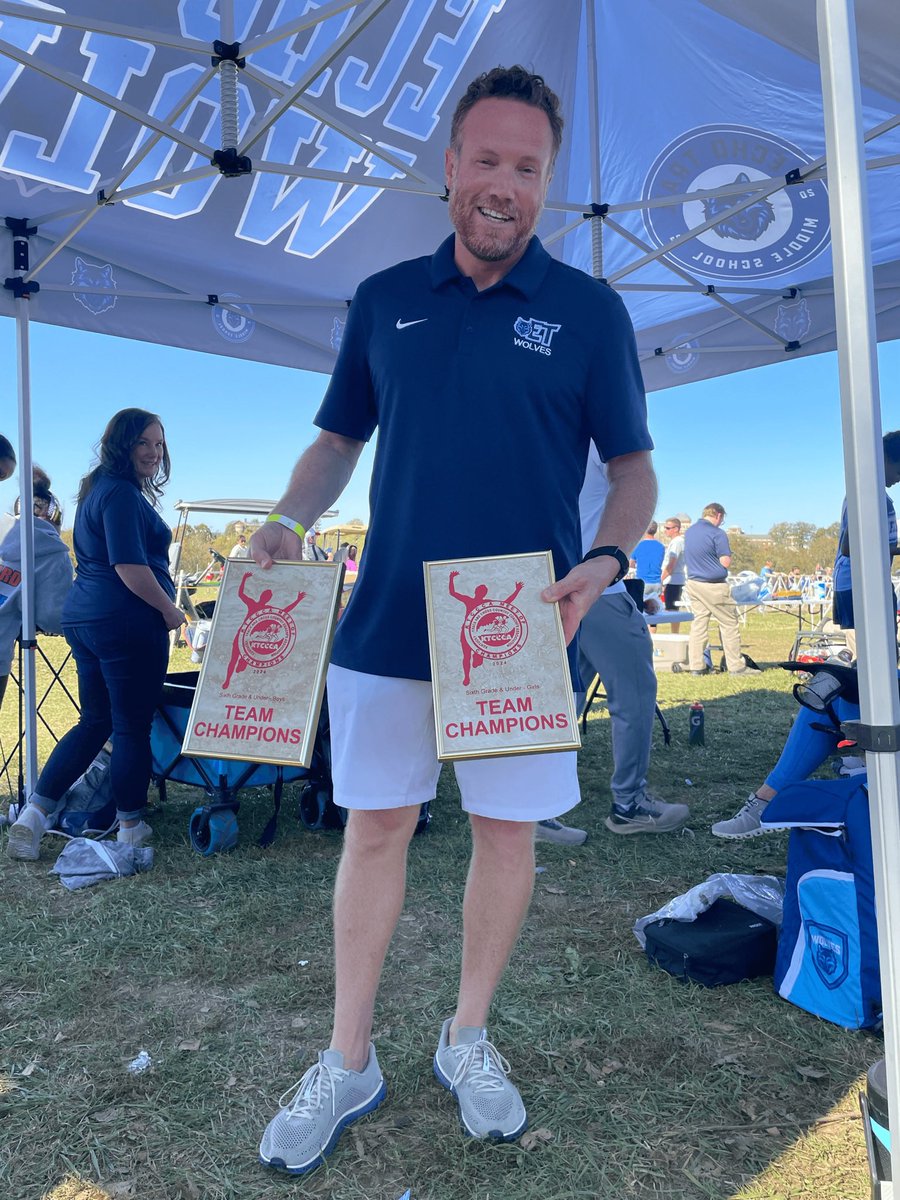 ETMS_WolfPack's tweet image. How it started… How it ended!!! 🏆 

Great day of racing at the KTCCCA State Meet of Champions for the Wolfpack. It was our 6th grade boys and girls teams that both brought home State Titles. What a GREAT way to end another season of cross country #ExpectgreaTness #Wolfpack 🐺🏆