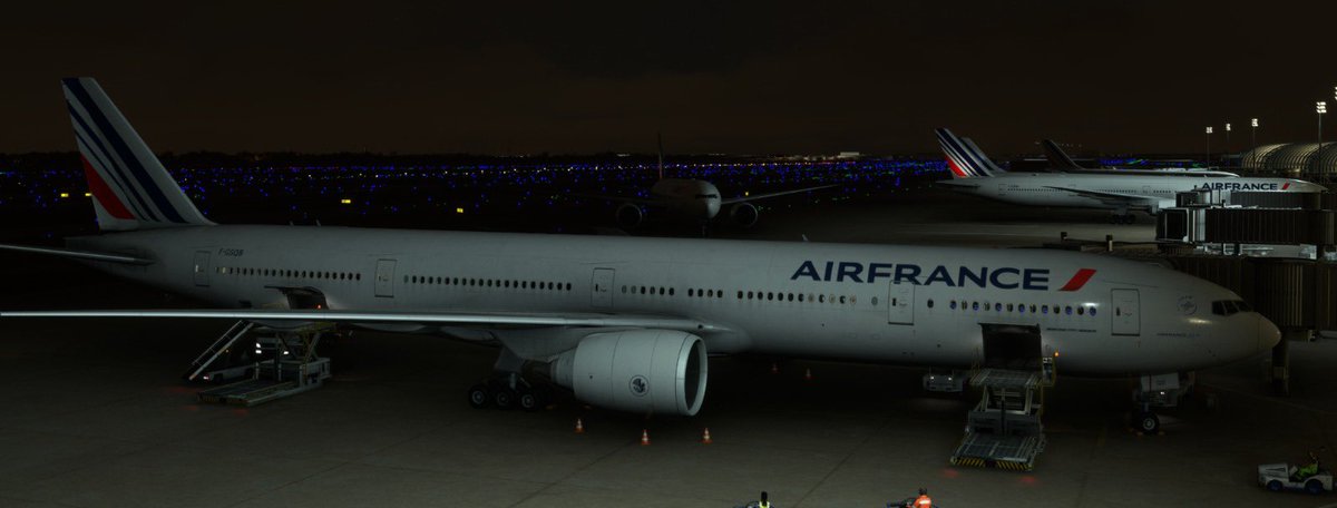 Hector07692273's tweet photo. @vatsimctp Thank u once again for this great event @vatsimctp 🥹🥹 after 10 hr flight, finally engines shut down in Paris!!! https://t.co/zWOOccdTz6