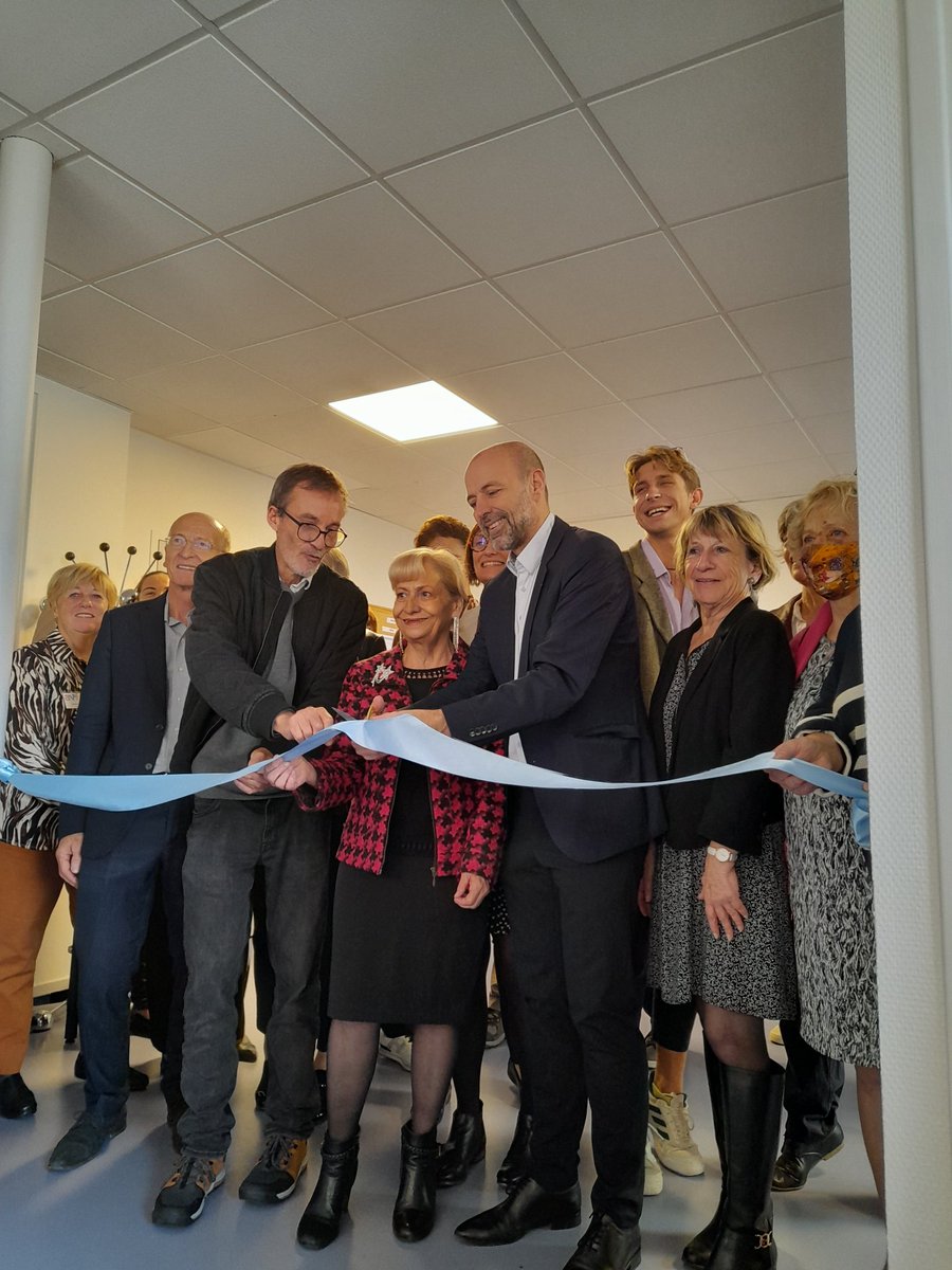 Vasilica Charnay tweet media