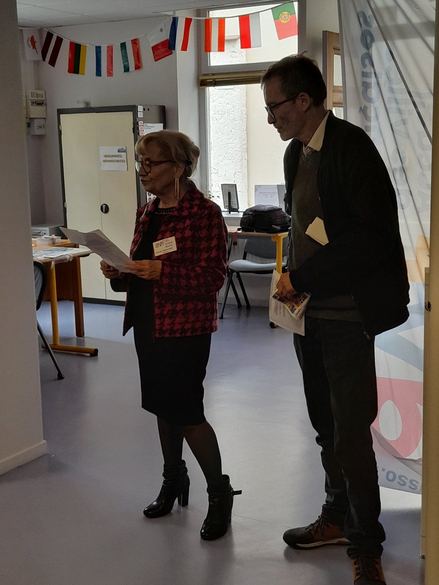 Vasilica Charnay tweet media