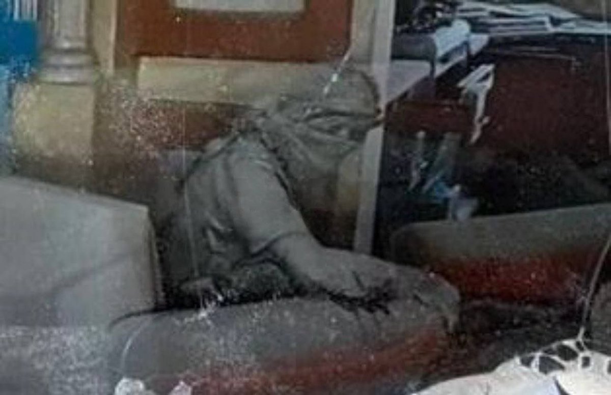 و اگر مبارزان زن‌زندگی‌آزادی، ذره‌‌ای از شجاعت سنوار را داشتند، اکنون دیگر جمهوری اسلامی وجود نداشت.افسوس
روحت شاد بزرگمرد مقاومت