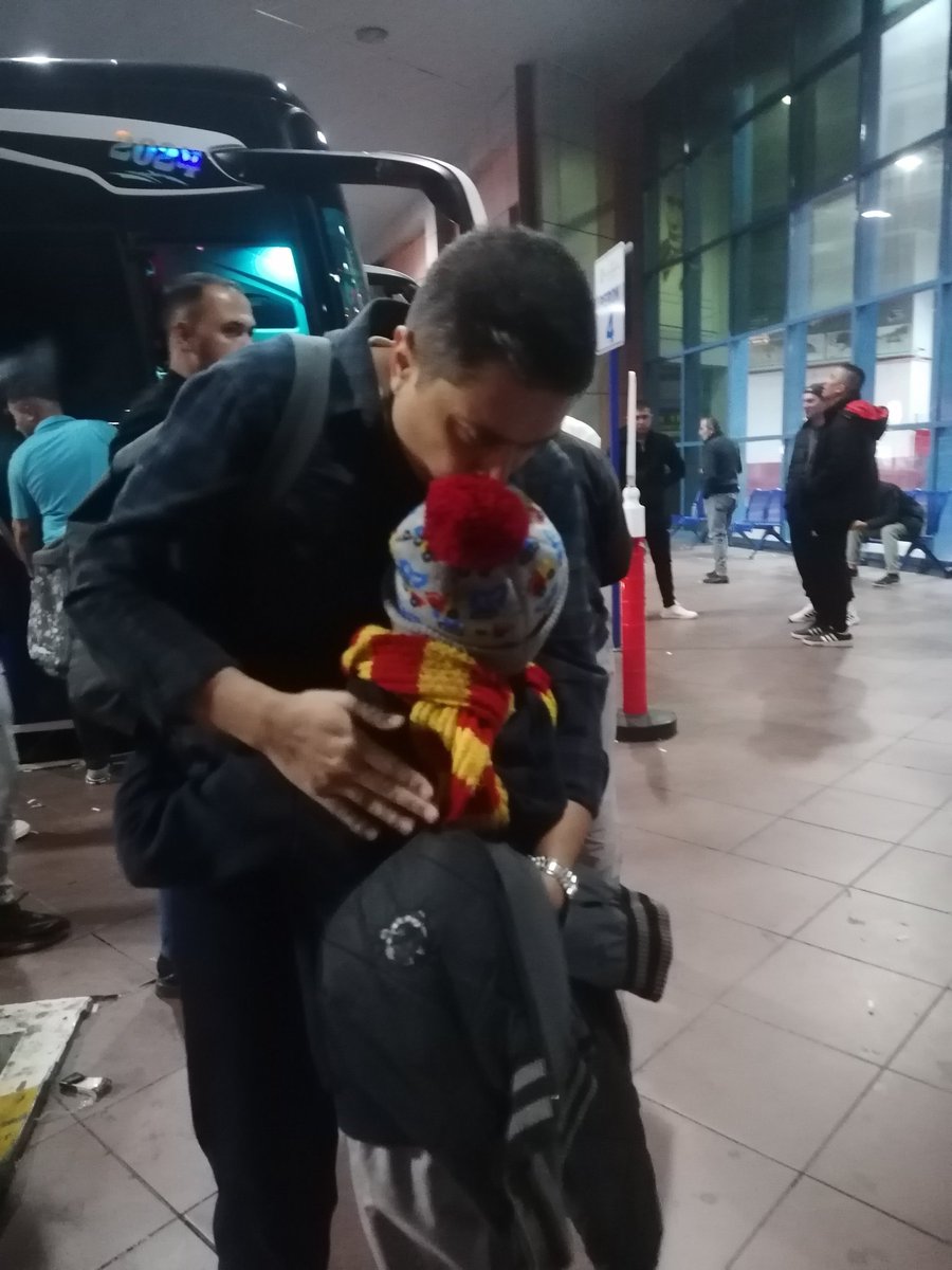 Vedalar hüzünlüdür..😢