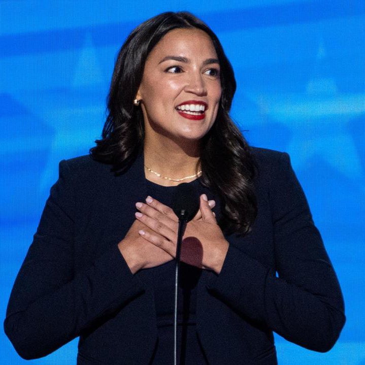 Protect Kamala Harris ✊ tweet media