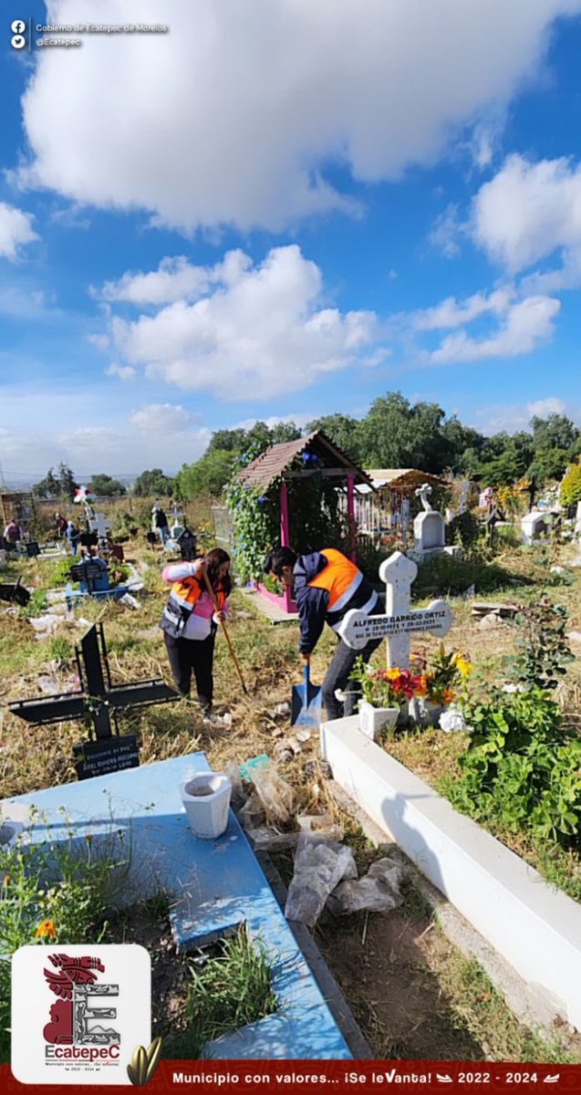 TicsEcatepec's tweet photo. TIC’S || En esta Dirección trabajamos arduamente en las jornadas de limpieza al interior de panteones municipales para que disfrutes al máximo este #DíaDeMuertos2024. 🧹👻

#MunicipioConValores https://t.co/NgZFfPuJmJ
