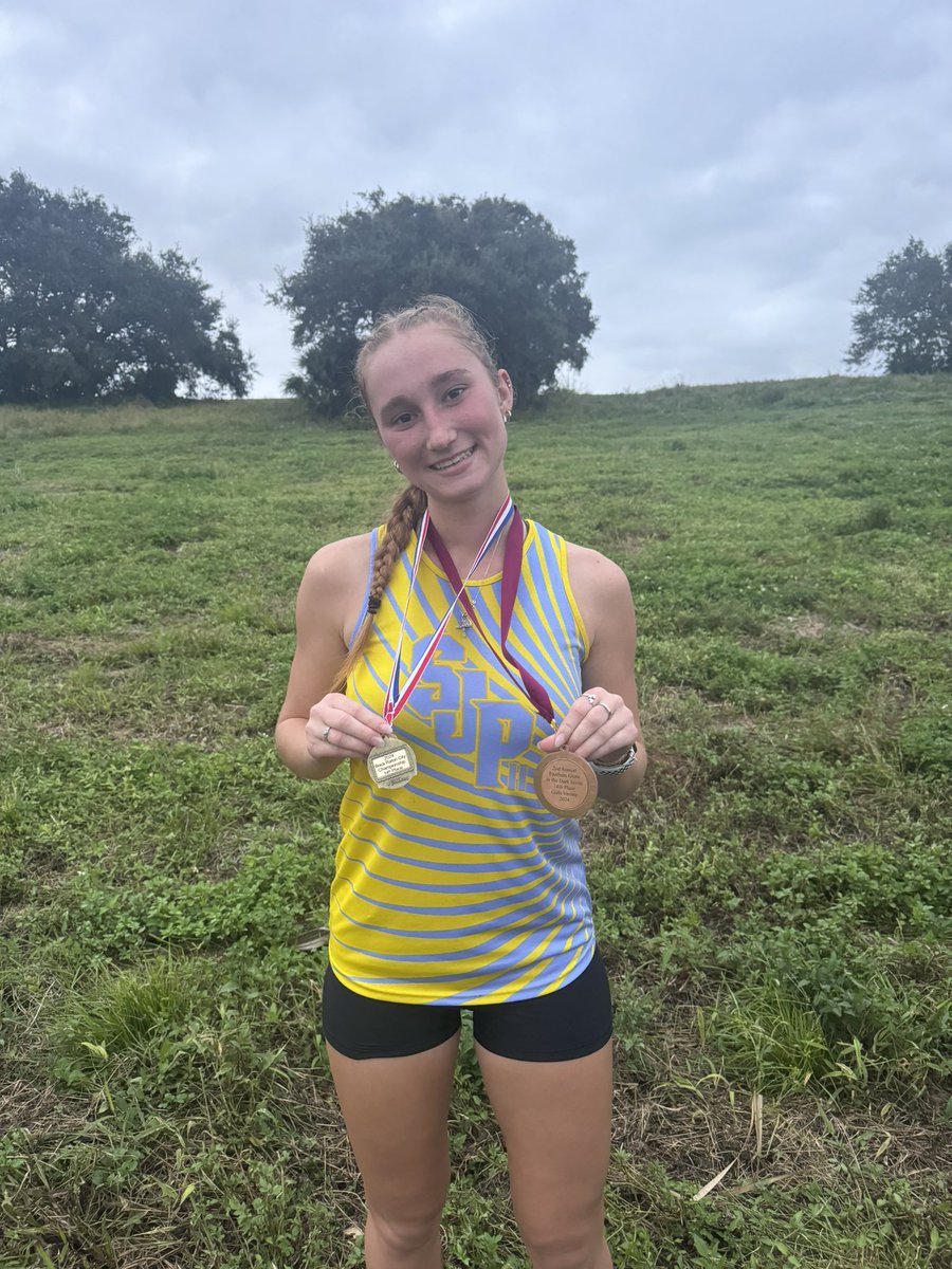 Busy week with two cross country meets and NHS induction! Finished fourteenth in both races and I’m so excited to be apart of NHS!!