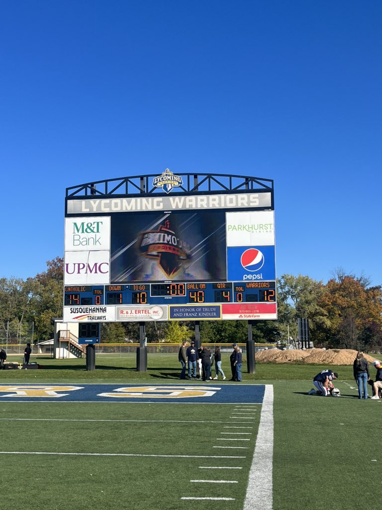CBANDZZ88648210's tweet photo. Big thank you to @LycoWise for the invite to a game day visit. Great day, had a lot of fun and a great community. @BobStelma @CoachWilbornII @MCtheHC https://t.co/CUDzNTFMTX