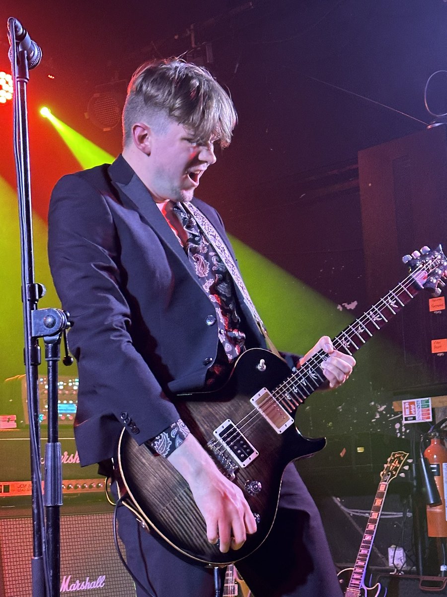 RockCowboyPhil's tweet photo. Out of all the bands we see,our discovery of 2024 without doubt has to be @ThievesLiberty🤘🏻After smashing it back in January they’ve done it again tonight at #LeosRedLion🤘🏻😎🤘🏻 https://t.co/pI1qHto9F9