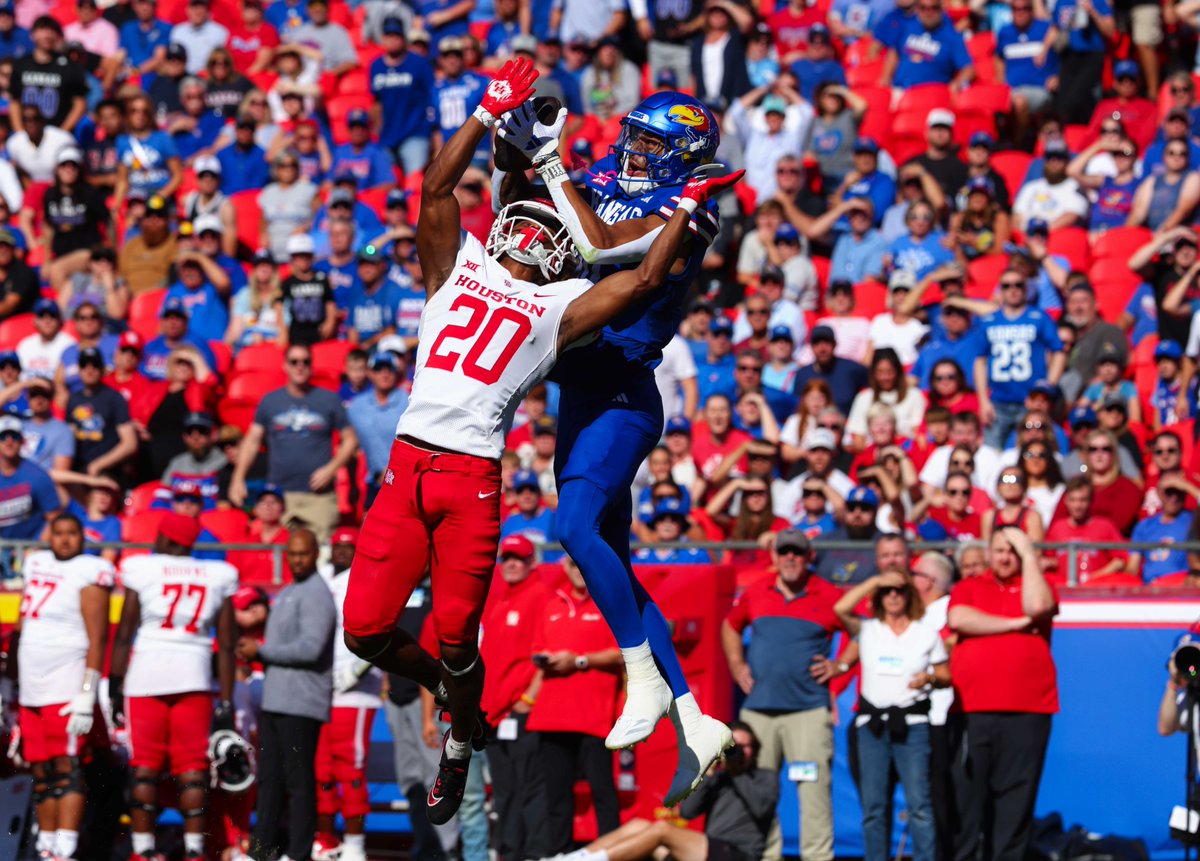 mctait's tweet photo. Look at this photo of the Quentin Skinner touchdown from our guy @TheChanceParker 👀 So good. The catch and the shot. #KUfball https://t.co/7ZzgnfcOpI