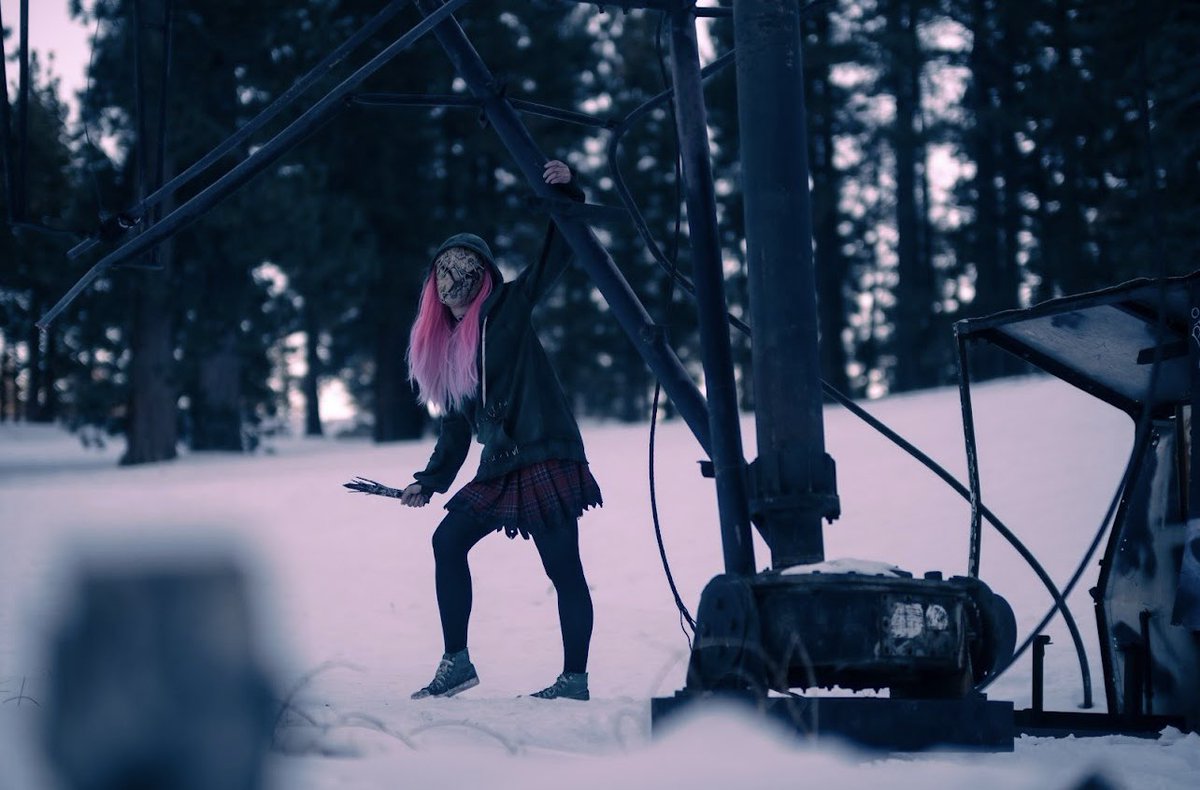 saylumcroft's tweet image. “There’s Darkness Among Us”
Repping my Favorite girl from @DeadbyDaylight  🙌🏻

Susie cosplay by me @saylumcroft 
Photos by @shakapics 

#DeadbyDaylgiht #dbd #DeadbyDaylightcosplay