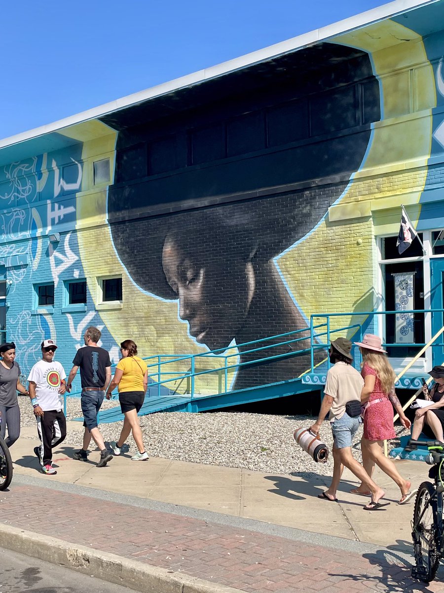 As seen in NJ…

#Art #Artist #StreetArt