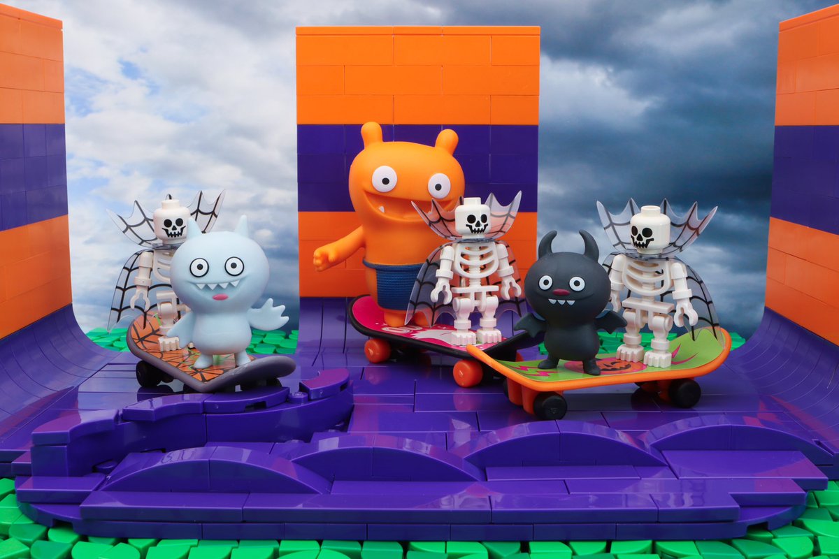 Skateboarding with skeletons! #howuglyru #uglydolls