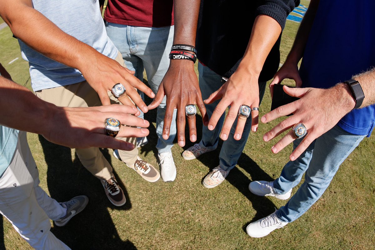 BlueHoseBSB's tweet photo. Ring Season 💍

#GoBlueHose https://t.co/UagoFQWkjx