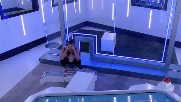 BB_Reax's tweet photo. stressed/anxious reaction pics continued #bb26 #bb25 #bb21 #bb20 https://t.co/DcXP32SiUQ