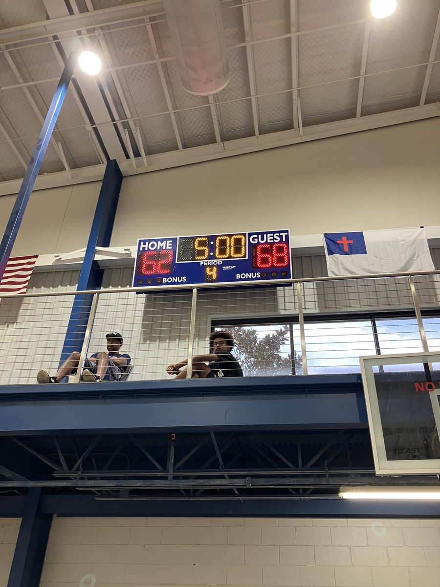 Gibbs High School Boys Basketball (@gibbshighbball) on Twitter photo Gibbs tops Tampa Catholic 68-62! 💪
Oneal Delancy WENT OFF for game-high 30 points (4 treys)! 🤯 <a href="/0neal_Delancy/">Oneal Delancy</a>
Jacob Daniels dropped 20 points in the DUB! 😤 <a href="/SauceDaniels1/">Jacob🔟Daniels</a>
<a href="/XBLHoops/">Xposure Basketball League</a> Gibbs tops Tampa Catholic 68-62! 💪
Oneal Delancy WENT OFF for game-high 30 points (4 treys)! 🤯 <a href="/0neal_Delancy/">Oneal Delancy</a>
Jacob Daniels dropped 20 points in the DUB! 😤 <a href="/SauceDaniels1/">Jacob🔟Daniels</a>
<a href="/XBLHoops/">Xposure Basketball League</a>