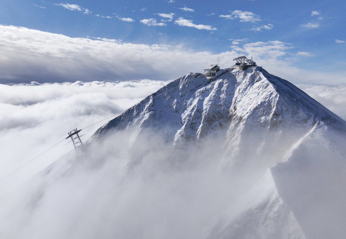 Peak Ski Company (@peakskicompany) on Twitter photo Less than 40 days until opening day at <a href="/bigskyresort/">Big Sky Resort</a>, and weâre getting dialed in here at Peak. Mother Nature is already setting the stage on Lone Peak, and things are lining up for an epic start to the season. The question isâare you ready?
#BigSky #SkiSeason #LonePeak Less than 40 days until opening day at <a href="/bigskyresort/">Big Sky Resort</a>, and weâre getting dialed in here at Peak. Mother Nature is already setting the stage on Lone Peak, and things are lining up for an epic start to the season. The question isâare you ready?
#BigSky #SkiSeason #LonePeak