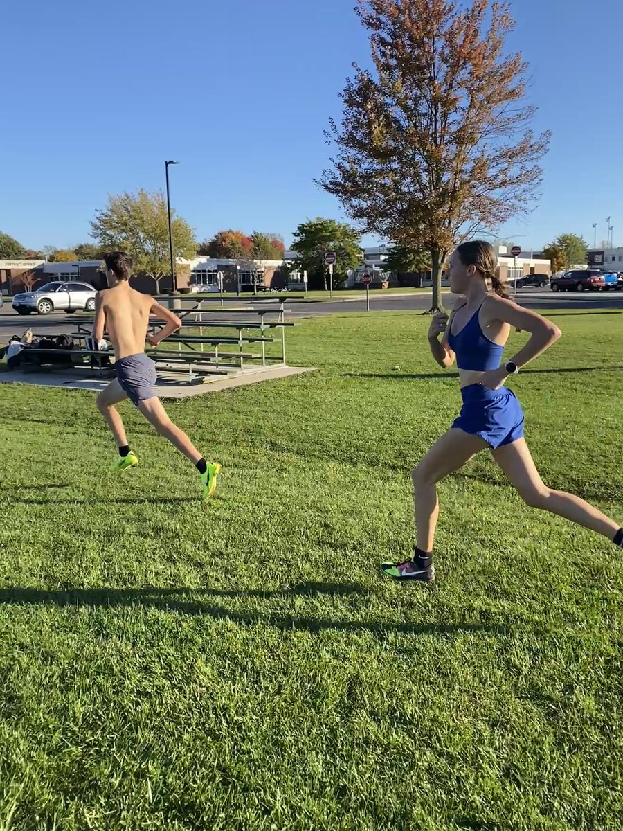 WNXCTF's tweet image. Some team bonding at Chestnut Ridge to cap off a great week of training. Whatever happens the next month of championships this season has been fun and everyone has trained so hard! GET EXCITED CHAMPIONSHIP SEASON IS HERE!!