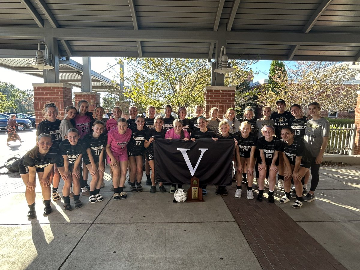 Amazing finish for Boyle today in OT. Ellen Gnann tied it up 1-1, Maggie Gnann tied it up 2-2, Addison Hazlet for the win 26 seconds into OT. Hard fought game in the 12th Region finals. Hats off to West for their effort and toughness. 

#BEHEROIC
#REBELSFOREVER