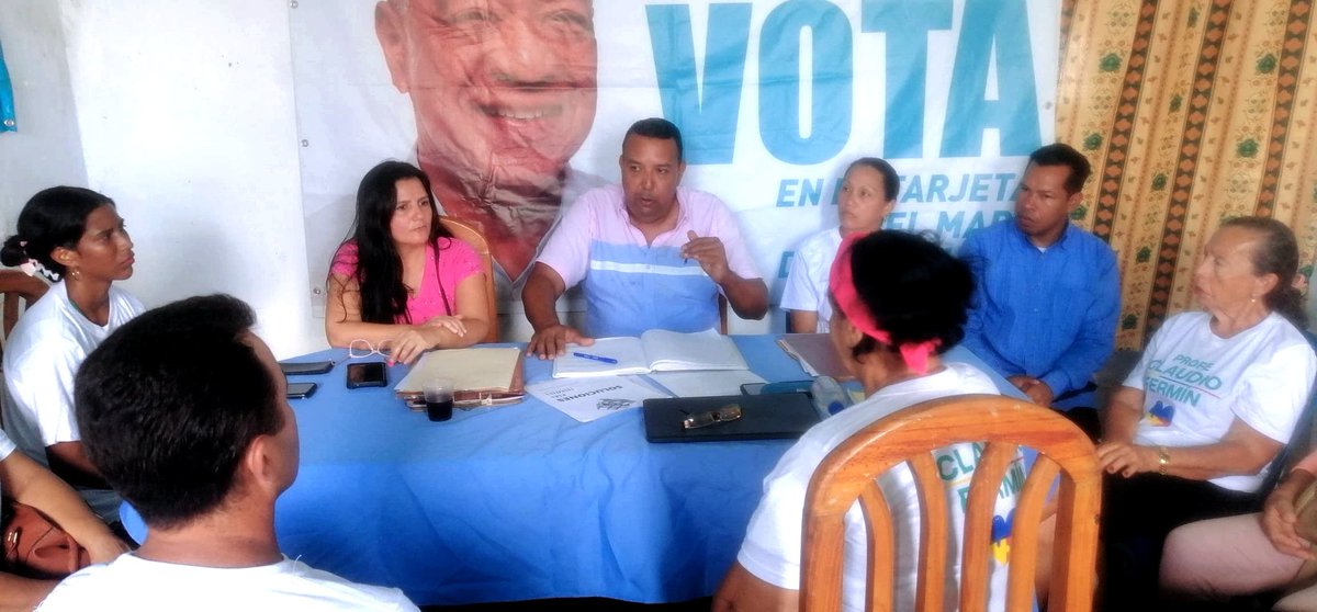 franklinlista's tweet photo. Soluciones para Venezuela Seccional El Tigre Sur Anzoátegui, hoy sostuvimos una extraordinaria reunión dando inicio a un plan de formación política y social de nuestros dirigentes. #CambioparaBien 
#SpvSeccionalSurAnz 
@claudioefermin @SPVSoluciones https://t.co/Qy7mCOc5Tz