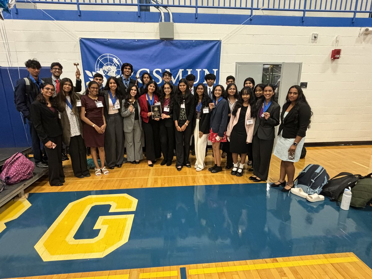 WVHSModelUN's tweet photo. WVHS Model UN brings home Outstanding Large Delegation Award for CS MUN XV!!!!! https://t.co/rrgQGlnCwc