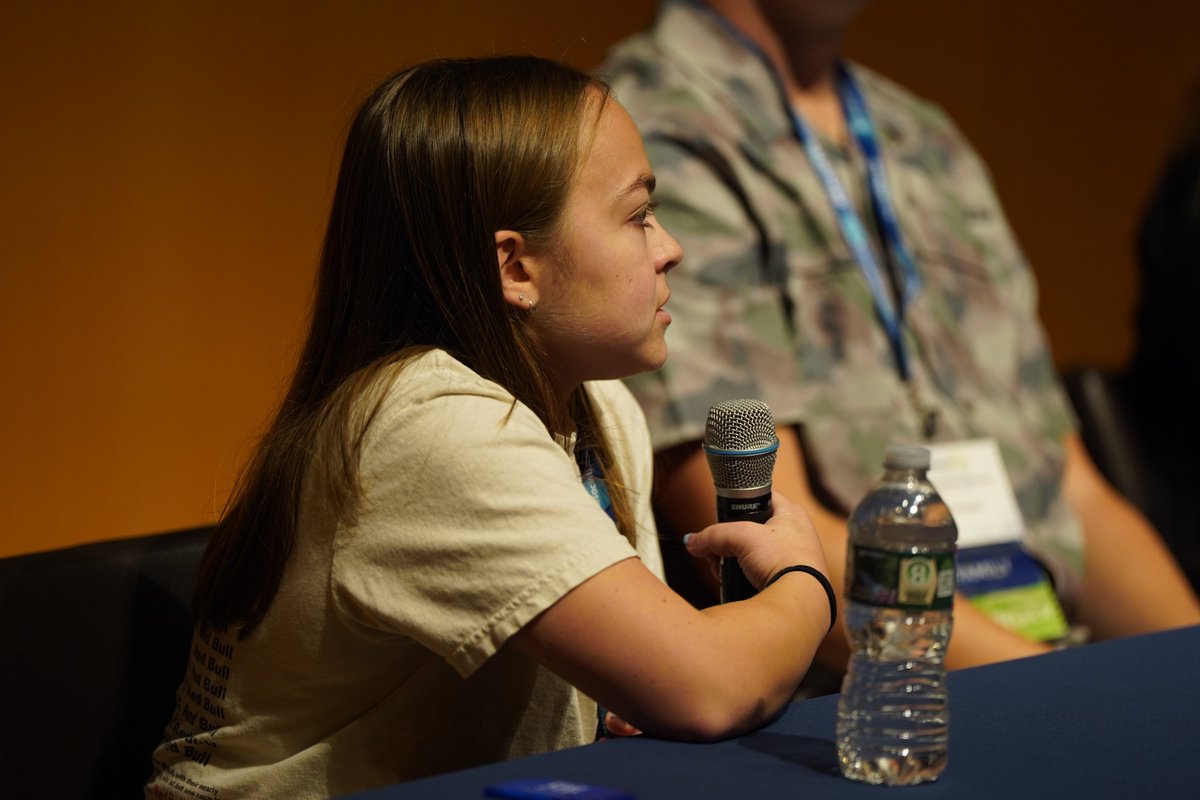 At the LFSA Youth Panel, six young adults shared their experiences following an LFS diagnosis and offered valuable advice. A common perspective was the importance of connecting with peers who understand the LFS journey, and they encouraged both parents and youth to join LFSA