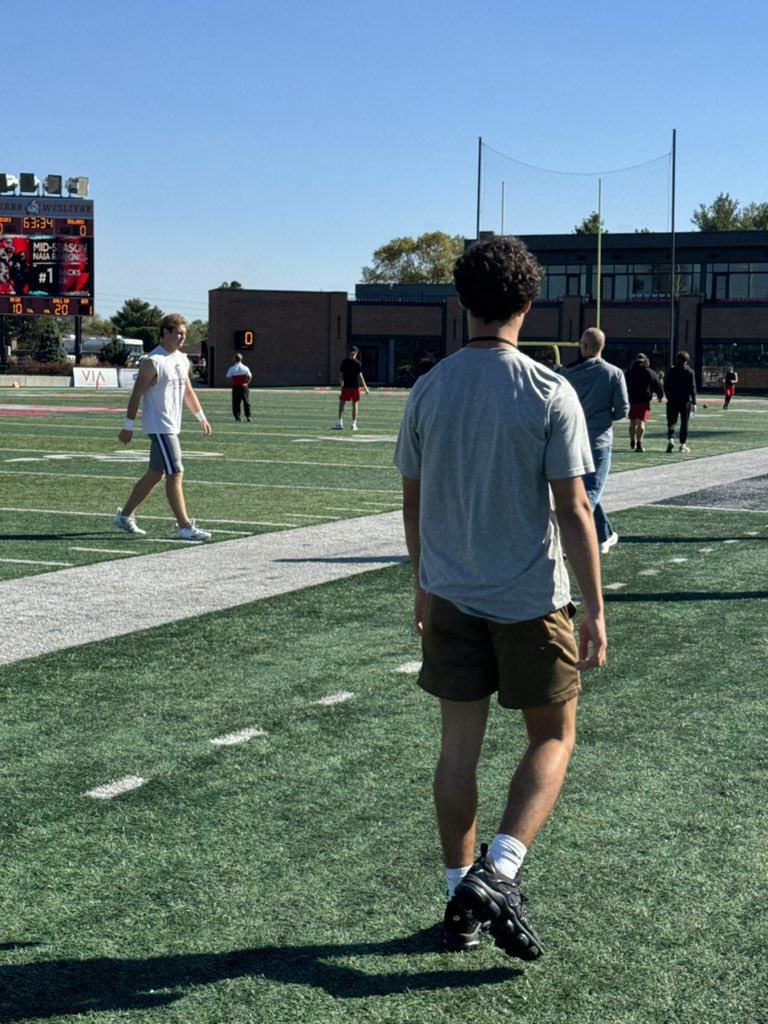 noah_hernandezz's tweet photo. Great atmosphere and Gameday visit @IndWesleyan_FB Very appreciative for the invite and experience‼️ @Coach_Cush @Coach__AT @Coach_Rode 

@BHSNFootball @_kennethlamar @Ashon_28 @IndianaPreps @CoachAC_BHSN @PrepRedzoneIN https://t.co/Smok59BrYm
