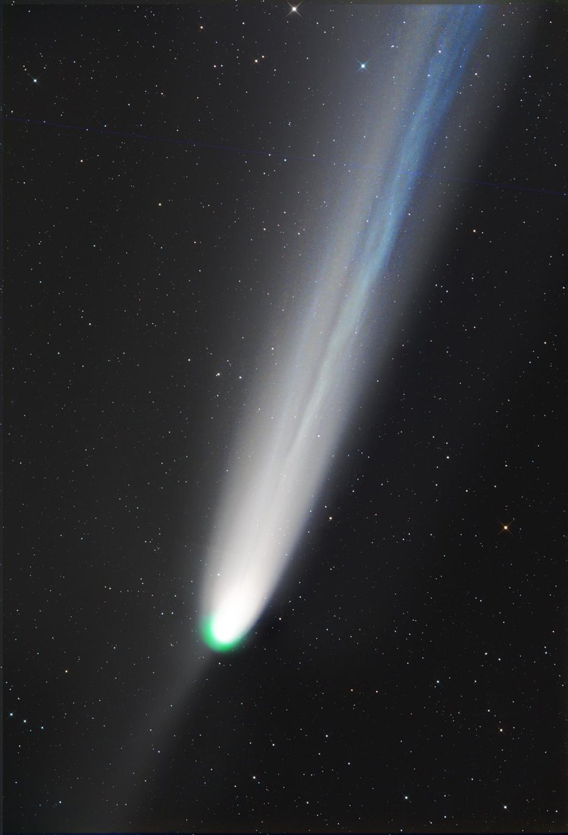 Object: Comet C/2023 A3 (Tsuchinshan-ATLAS) 19 10 2024 
 Date: 19 10 2024 UT 17h50m 
Location: Farm Tivoli, Namibia 
Credit Gerald Rhemann
