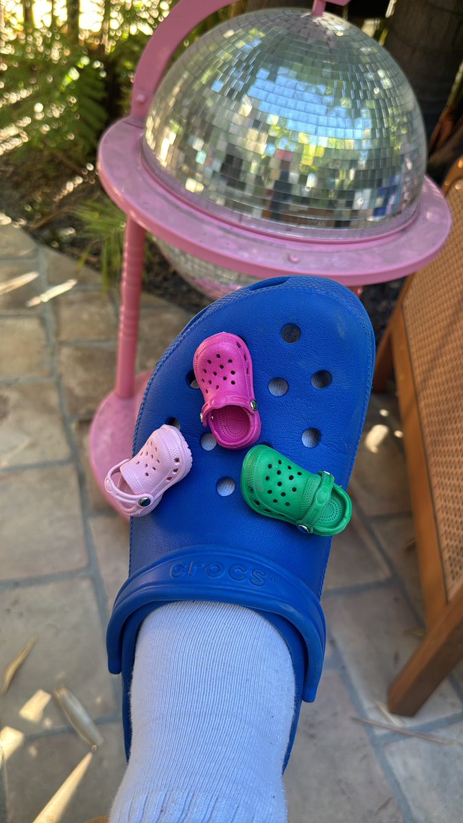 trixiemattel's tweet image. Temu will be my undoing. 🛒