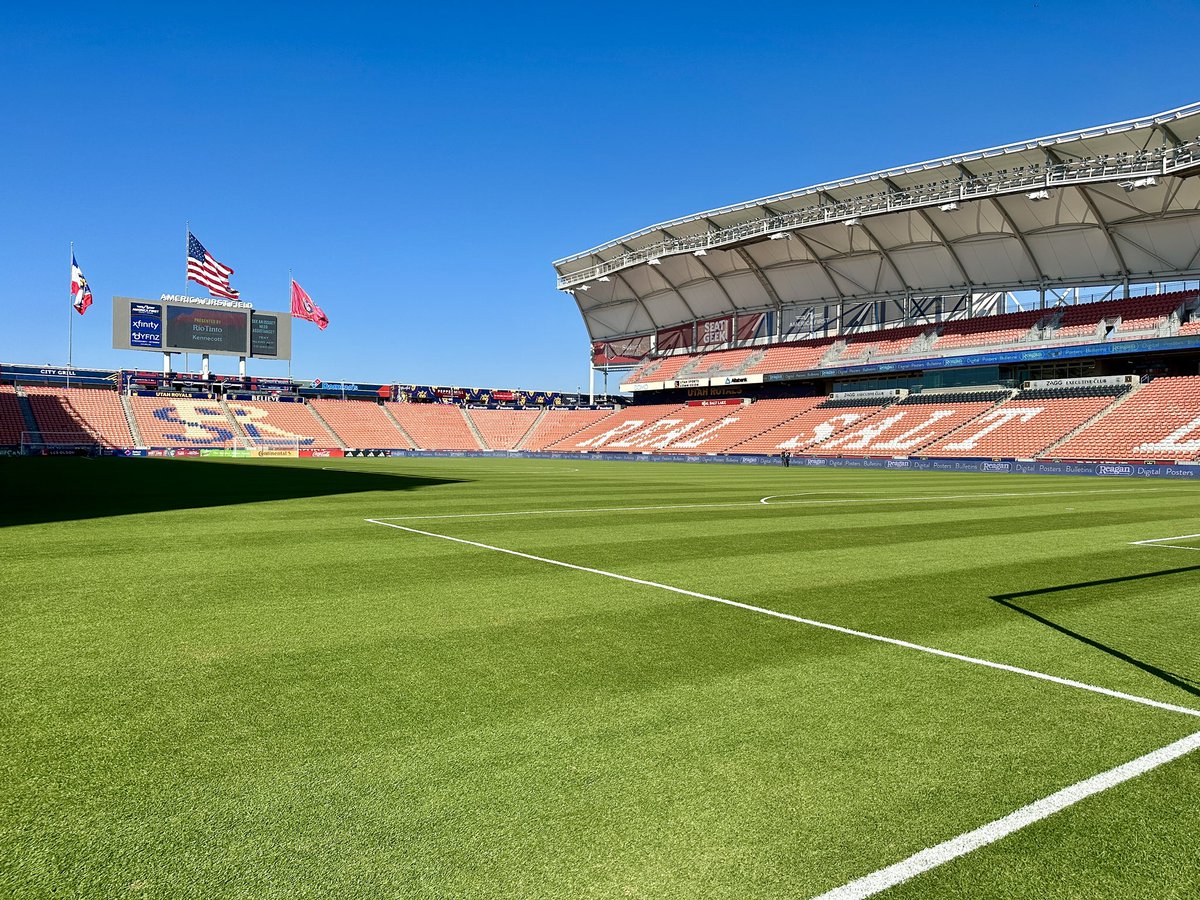 Last regular season game and grateful for some sunshine! #playoffbound <a href="/realsaltlake/">Real Salt Lake</a> <a href="/MLS/">Major League Soccer</a> <a href="/FieldExperts/">SFMA</a> <a href="/RaftRiverSod/">Raft River Sod</a> <a href="/ToroGrounds/">Toro Grounds</a>